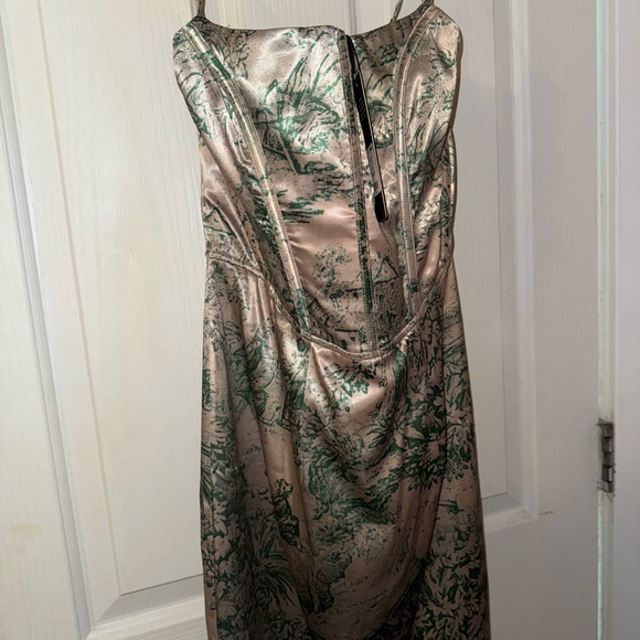 Corset Green Midi Dress - Picture 3 of 6